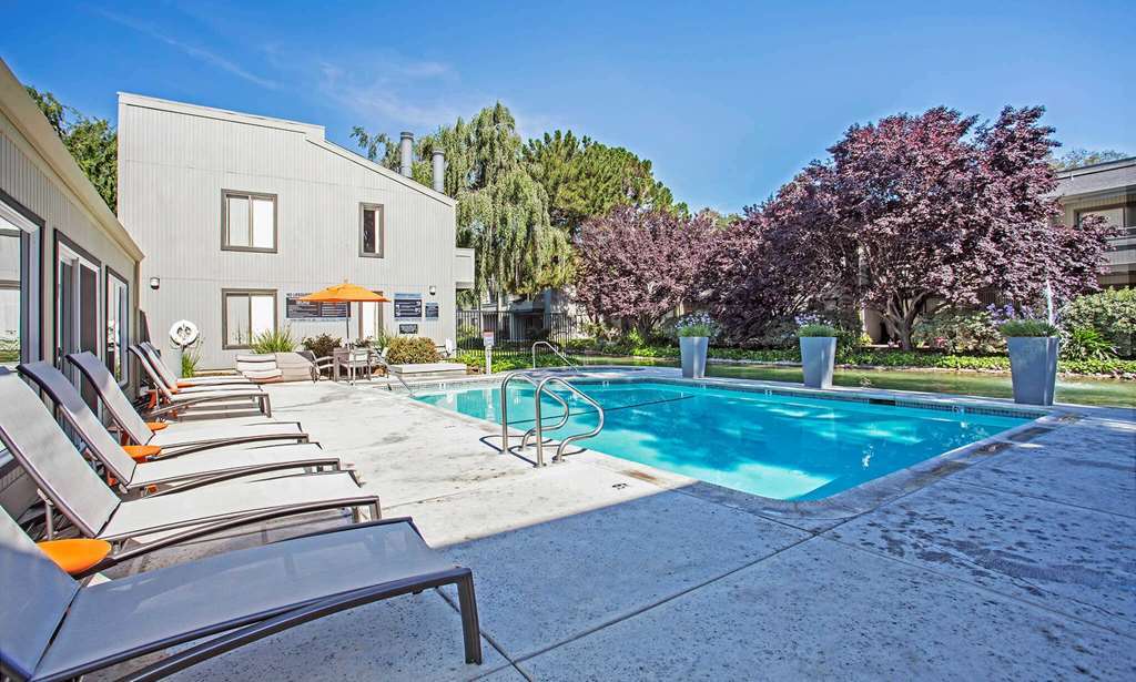 Spruce Apartments Sunnyvale Udogodnienia zdjęcie